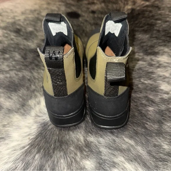 Woden Waterproof Track Boot Magda Rubber Olive Chelsea Size 7.5 Rain Bootie - Picture 6 of 8